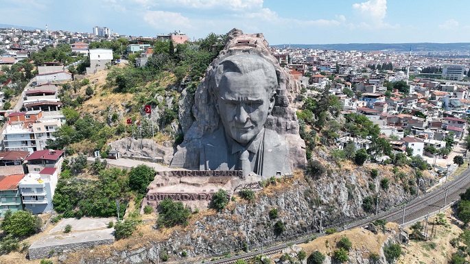   Atatürk Maskı’na yaz bakımı