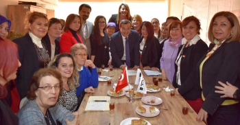 Batur’dan kadınlara söz