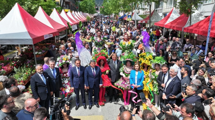 Bayındır Uluslararası Çiçek Festivali 26. Kez Kapılarını Açtı