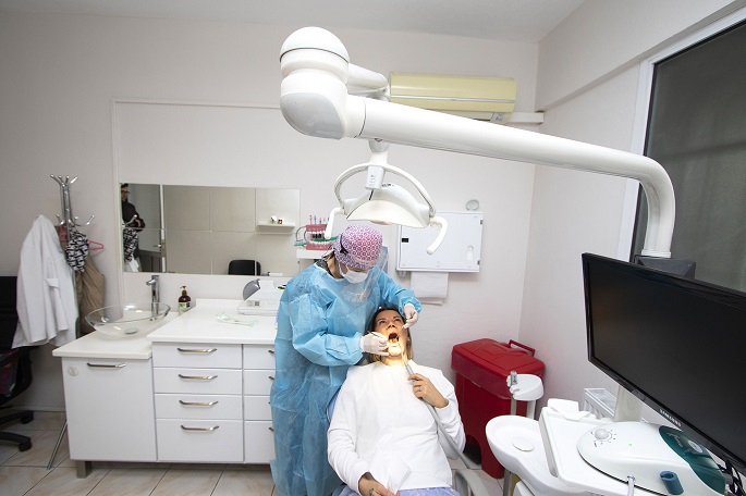Bayraklı'da 3 yılda 43 bin 500 diş tedavisi