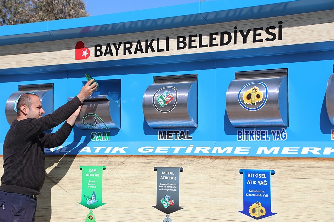 Bayraklı’dan Geri Dönüşüm Atağı!