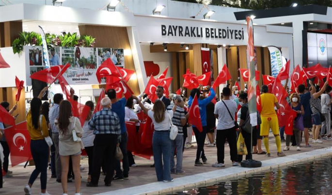 Bayraklı, Proje ve Yatırımlarını Travel Turkey'de Tanıtacak