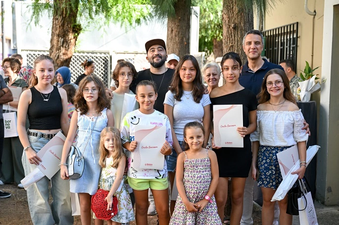 Bornovalı Çocuklardan Fotoğraf Sergisi
