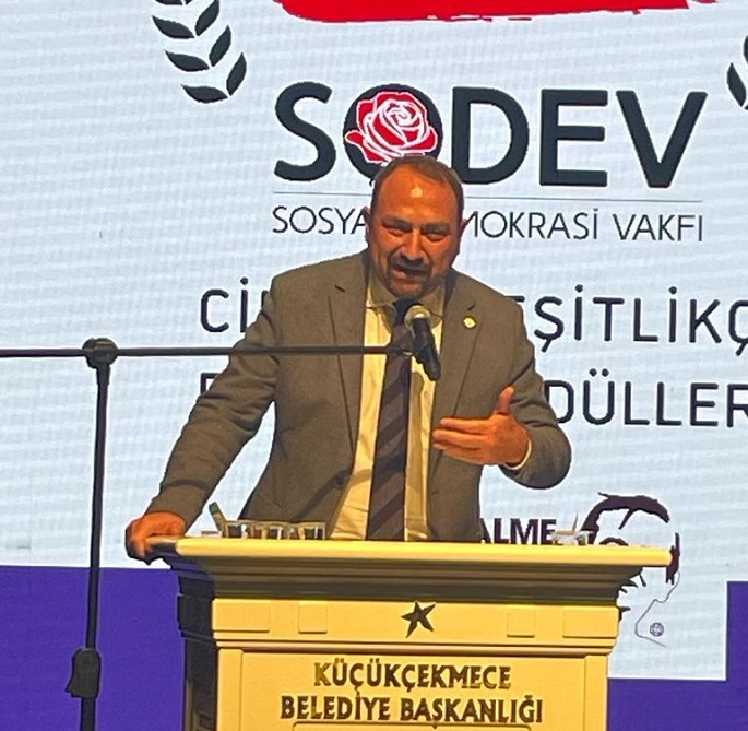 Çiğli Belediyesi’ne SODEV’den Ödül