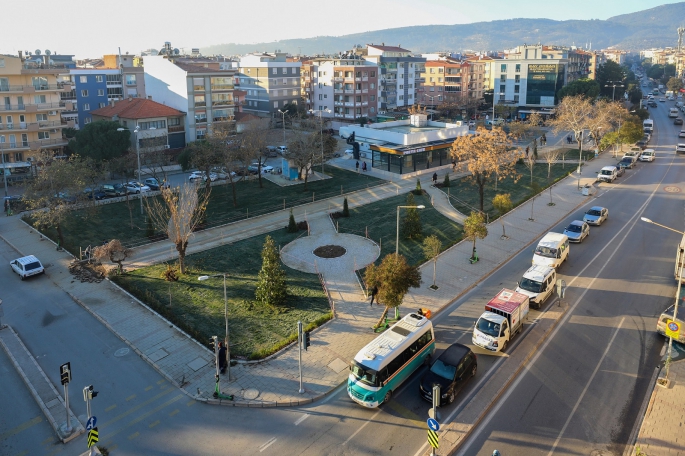 Gaziemir’in Parkları yenileniyor