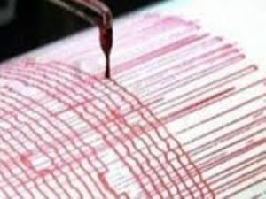Ege'de korkutan deprem