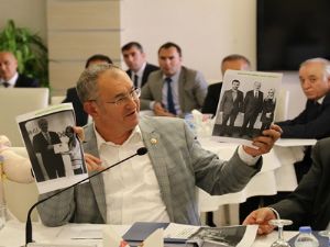 Sertel: Liyakatı bitirdiniz, siyaseti egemen kıldınız