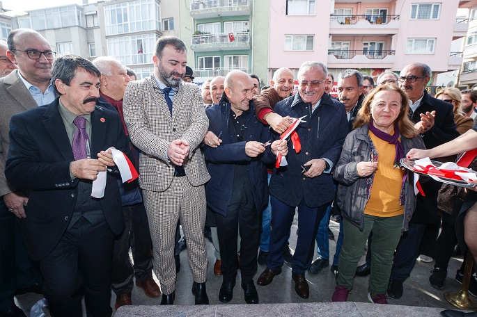 Halkın Kasabı’nın 13. şubesi Karabağlar’da