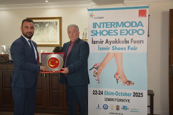 İzmir Ayakkabı-Çanta Fuarı İçin Kollar Sıvandı..