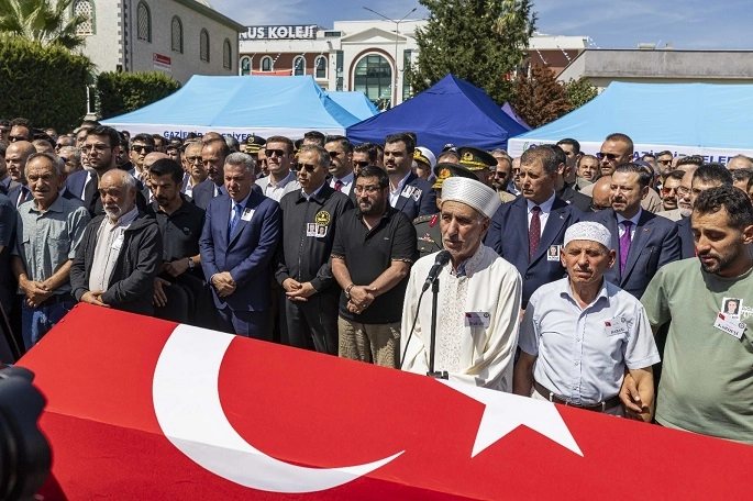 İzmir’in Şehitlerine Vedası