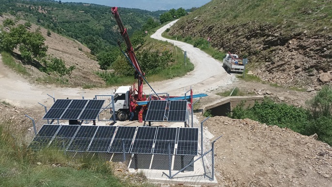 İZSU'dan güneş enerjisi ile çalışan içme suyu kuyuları