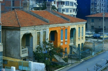 Bayraklı Belediyesi'nden tarihi binaya modern dokunuş