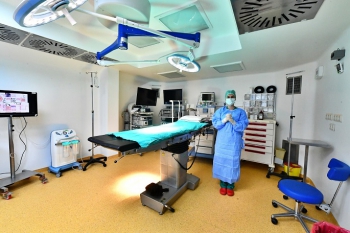 Eşrefpaşa Hastanesi Ameliyathanesi Yeniden Hizmete Alındı