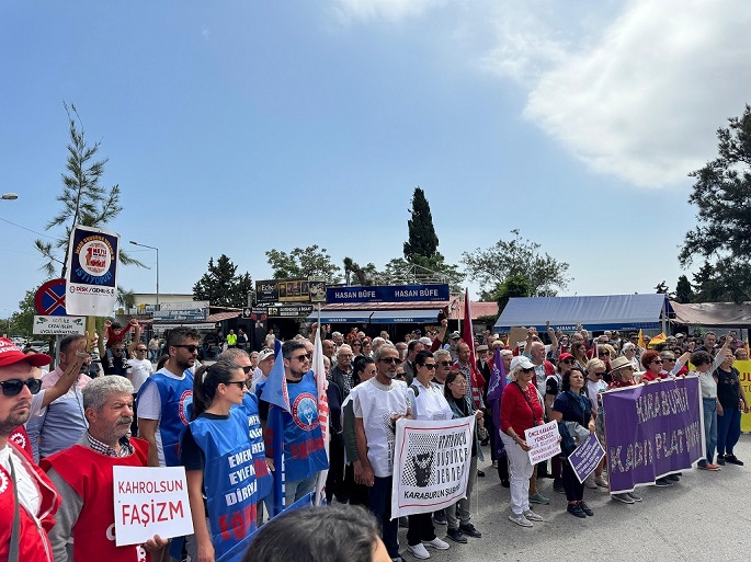 Karaburun Demokrasi Güçleri: Bize Her Yer Taksim!