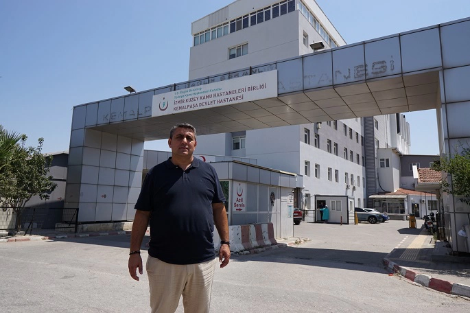 Kemalpaşa'da CHP İlçe Başkanı Fabrikada Zehirlenmeye Dikkat Çekti