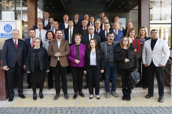 Pekdaş: Borçsuz belediye devrediyoruz  