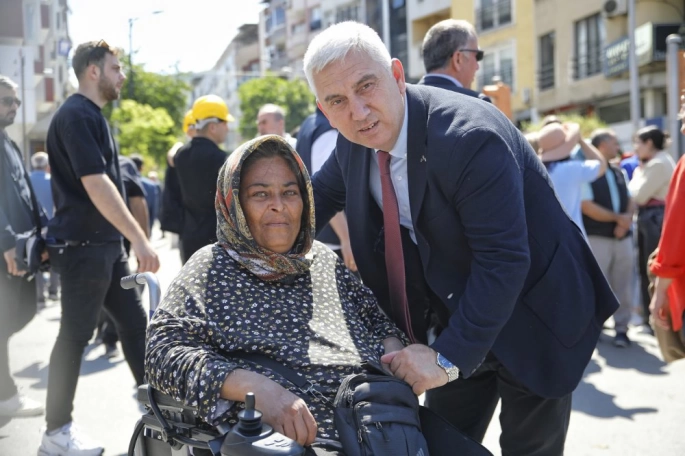 Tanju Çelik; 