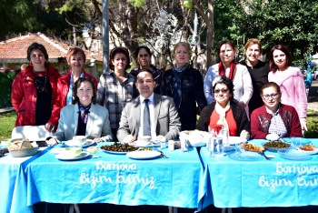 Üreten kadınlardan Başkan Atila'ya teşekkür