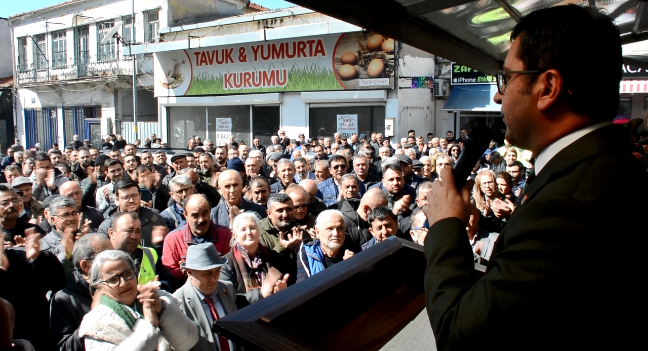 Bergama'da miting gibi adaylık açıklaması!