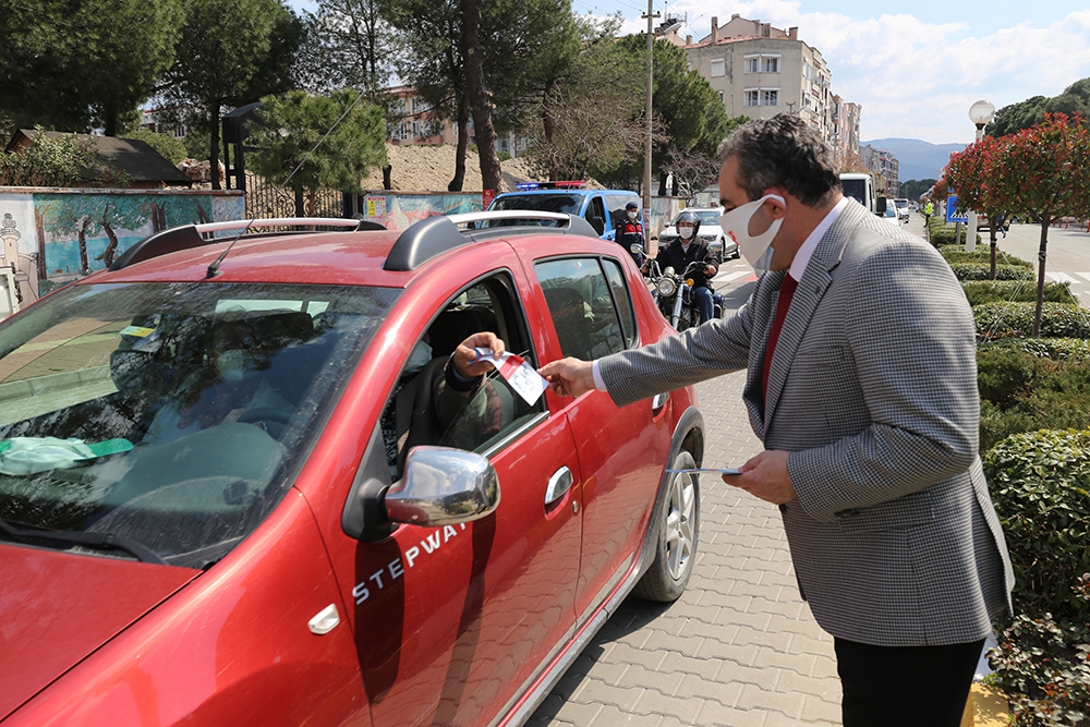 BURHANİYE’DE YAYALAR İÇİN KIRMIZI ÇİZGİ ÇEKİLDİ