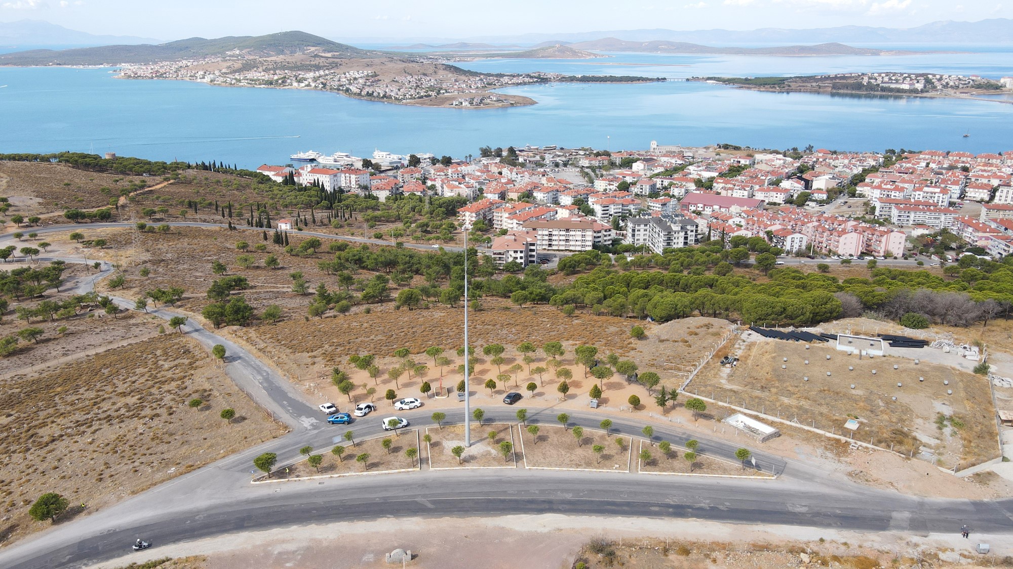 CENNET TEPESİ’NDEN AYVALIK BİR BAŞKA GÜZEL