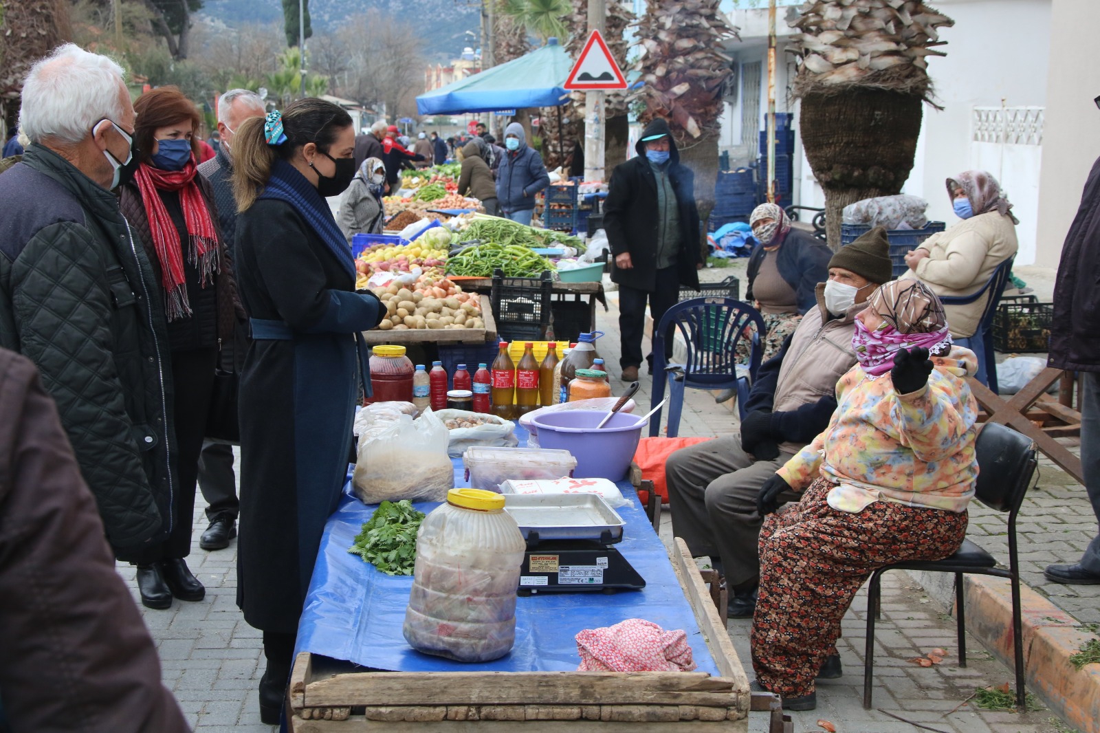 EFES SELÇUK BELEDİYESİ TEK NOKTA HİZMET ARACI YOLA ÇIKTI