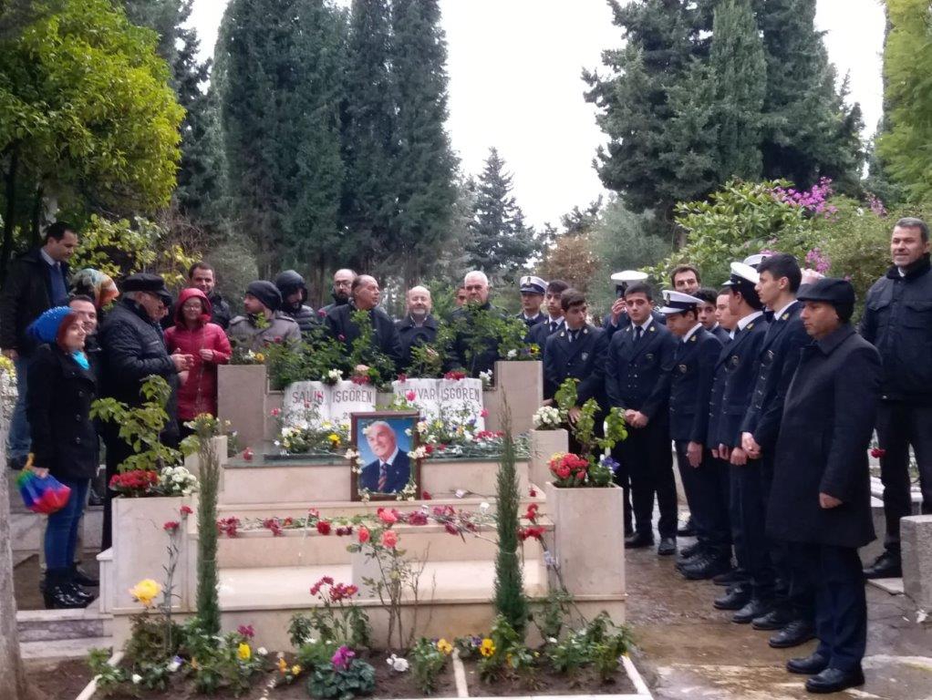 İzmir “Salih Baba”sını andı