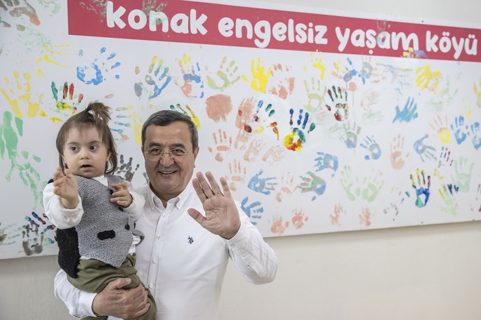 Konak'ta çocukların mutluluğuna engel yok 