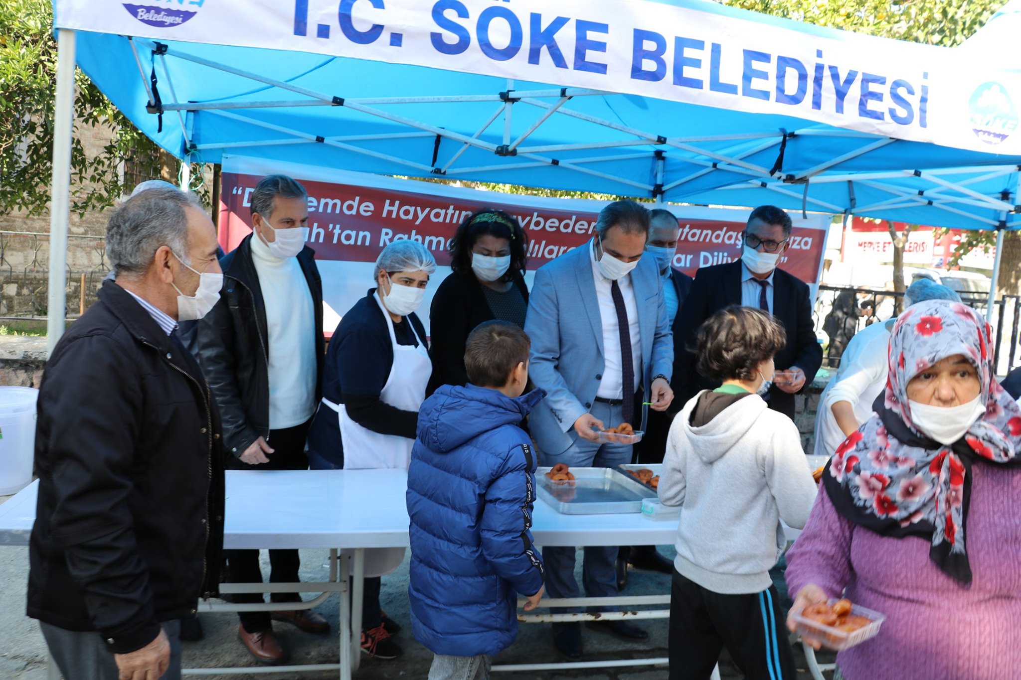 Söke Belediyesi’nden Deprem’de Hayatını Kaybedenler İçin Lokma