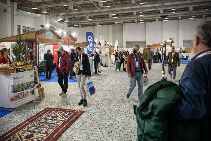 İzmir turizme yön verdi